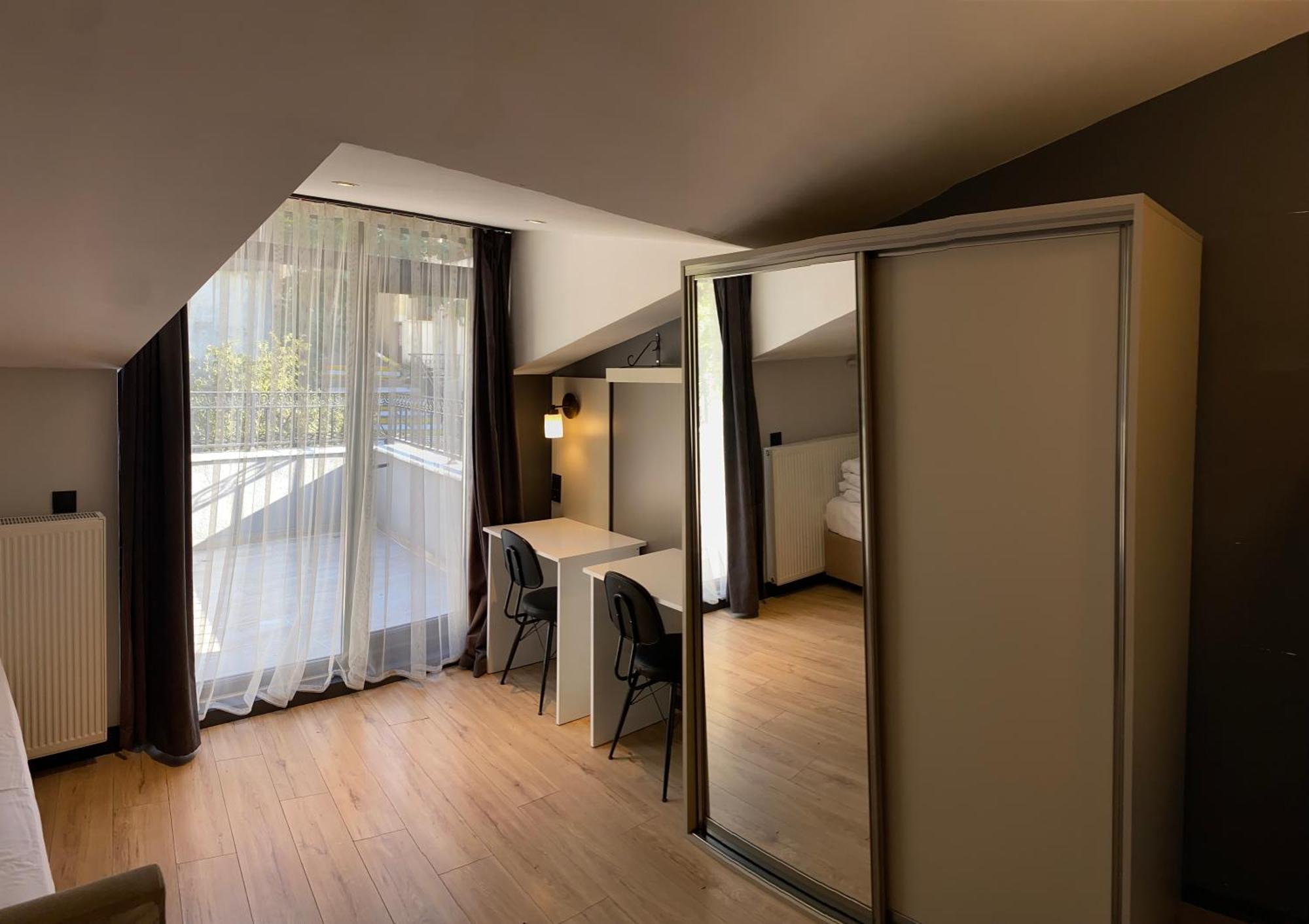Global Suites Hotel Istanbul Bagian luar foto