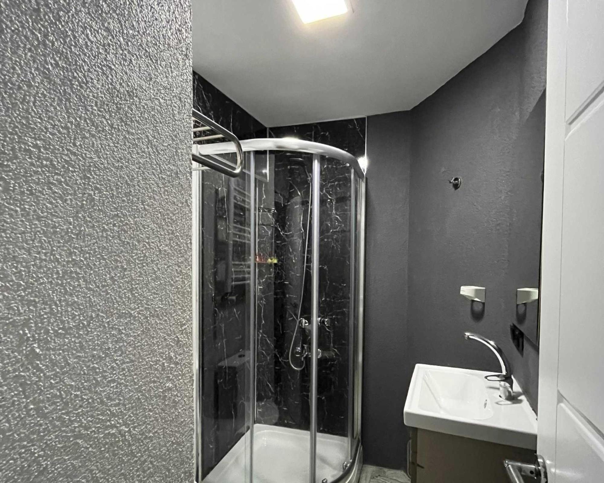 Global Suites Hotel Istanbul Bagian luar foto