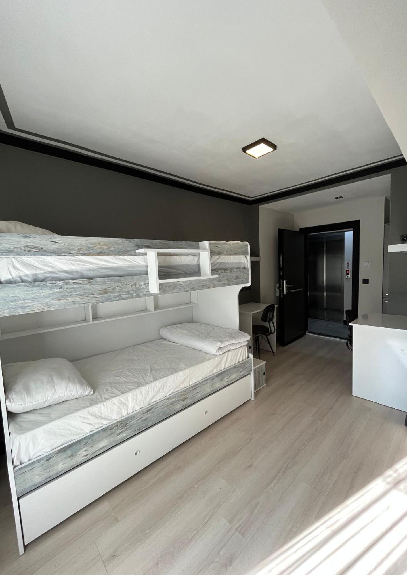 Global Suites Hotel Istanbul Bagian luar foto